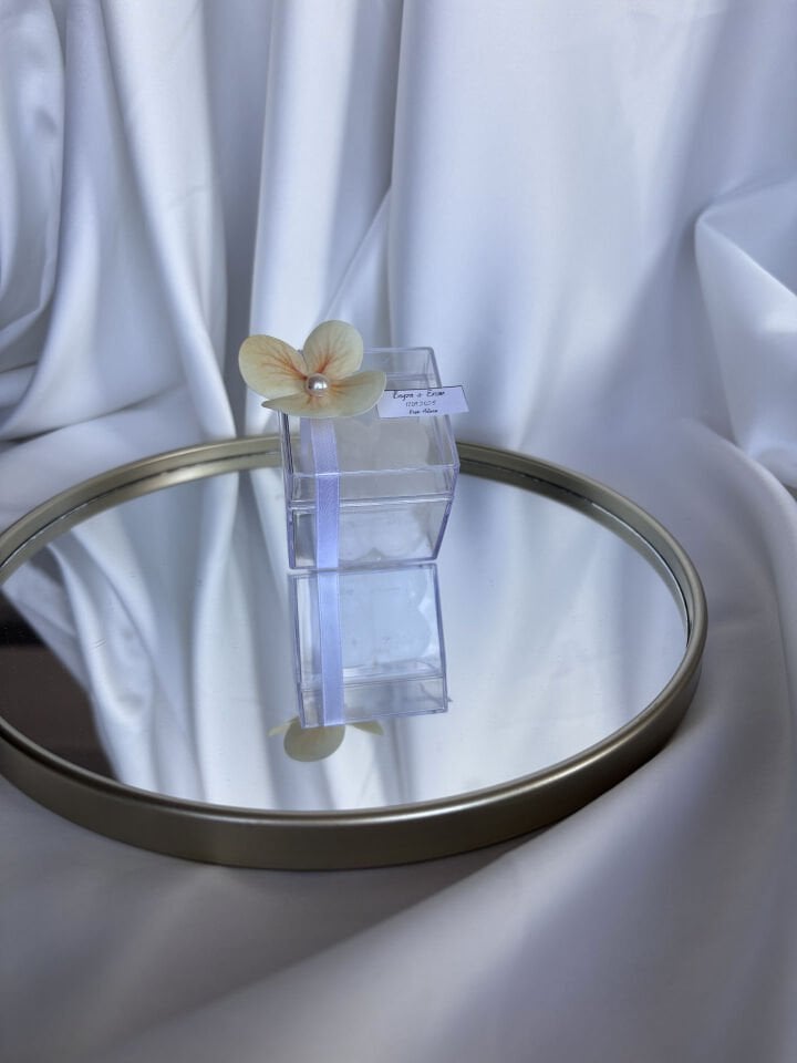 Islak Ortanca Çiçek Detaylı Bubble Mum Hediyelik