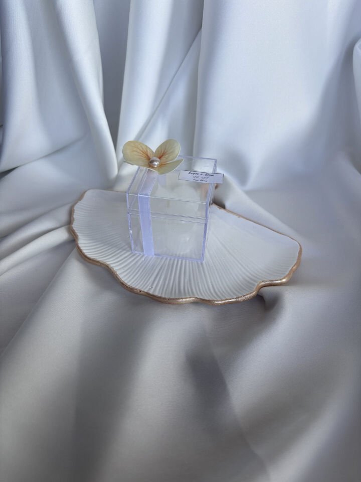 Islak Ortanca Çiçek Detaylı Bubble Mum Hediyelik