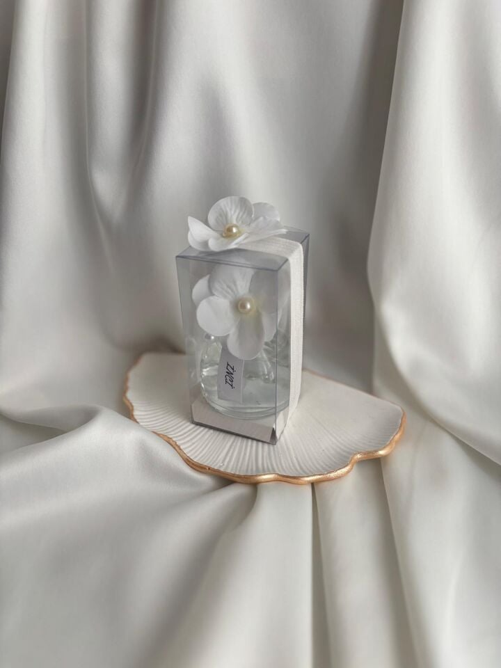 İnci Detaylı Ortanca Çiçekli Cam Kolonya Şişesi-Nikah,Nişan Hediyeliği